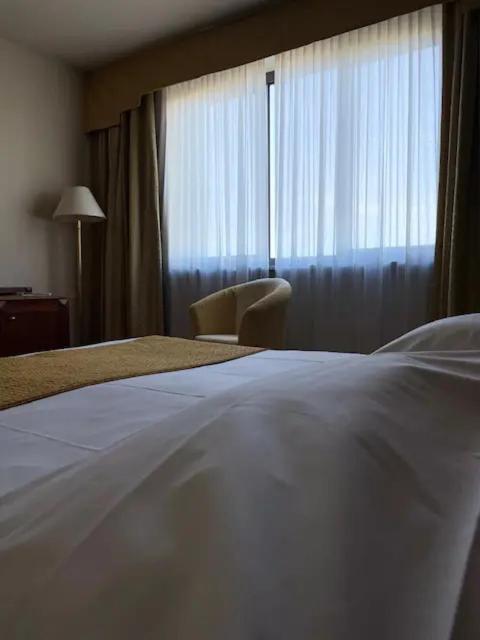 Phi Hotel Cavalieri Бра Екстериор снимка