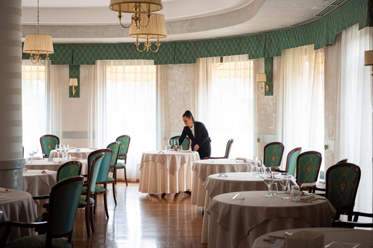 Phi Hotel Cavalieri Бра Екстериор снимка
