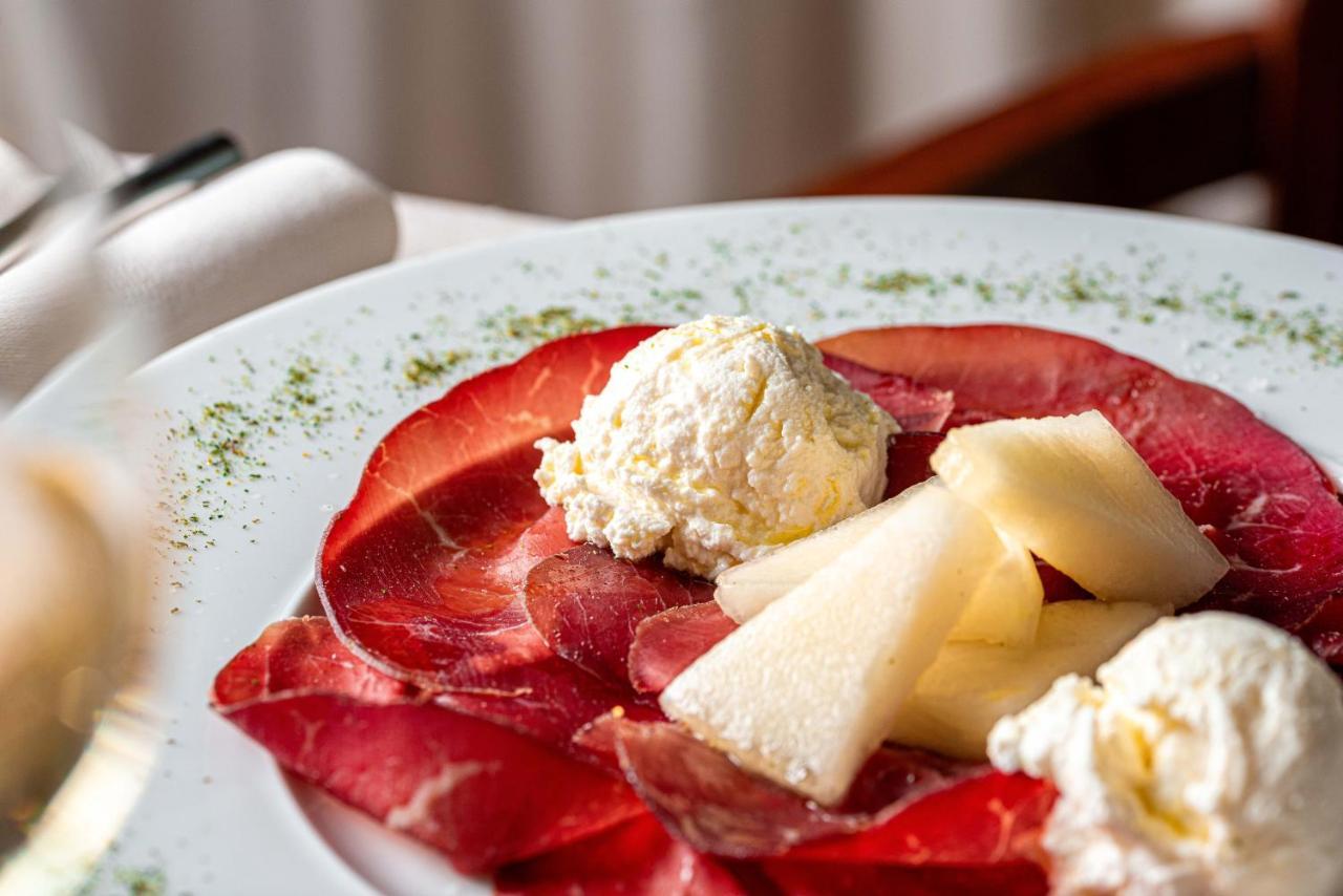 Phi Hotel Cavalieri Бра Екстериор снимка